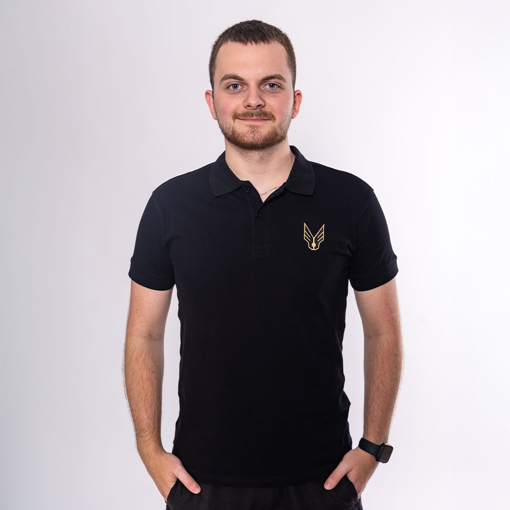 KOSZULKA POLO BASIC ZŁOTE SKRZYDEŁKA CZARNA