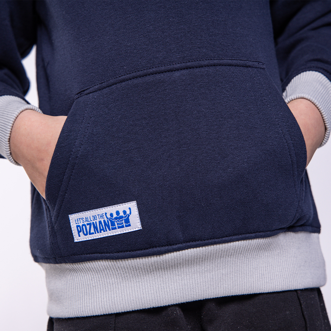 BLUZA DZIECIĘCA THE POZNAN  EST.2010 Z TAŚMĄ GRANATOWA